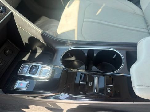 Used 2023 Hyundai Sonata SE FWD image 10