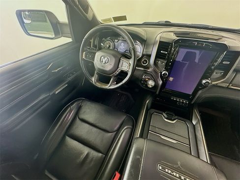 Used 2019 RAM 1500 Limited w/ Body Color Bumper Group image 9