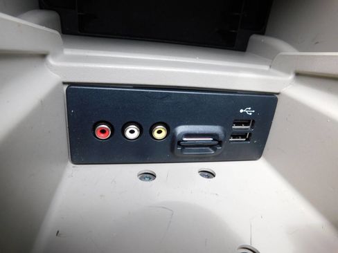 Used 2013 Ford Focus Electric Hatchback w/ Exterior Protection Pkg image 18