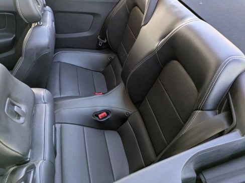 Used 2018 Ford Mustang GT Premium image 20