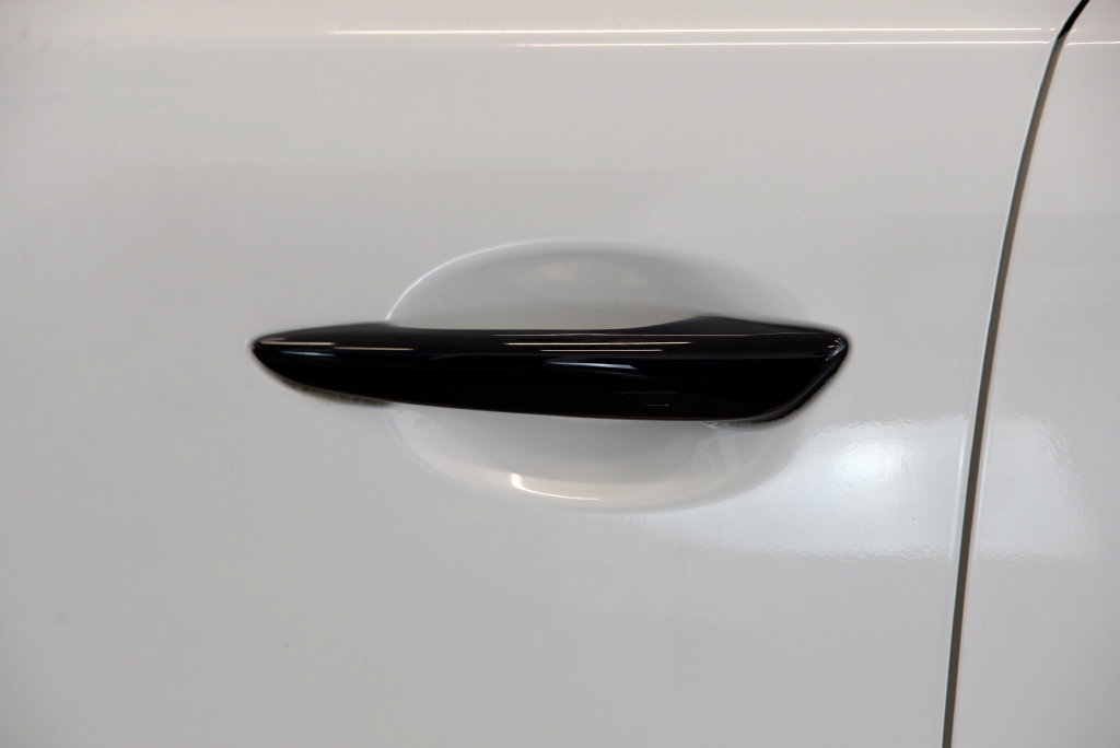 Certified 2025 MAZDA CX-70 Plug-In Hybrid w/ Premium Plus AWD/4WD image 13