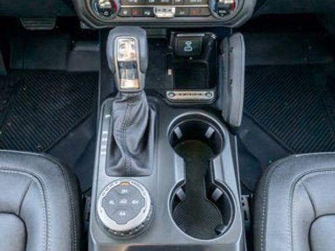 New 2025 Ford Bronco Badlands AWD/4WD image 24