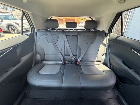 Used 2024 Kia Niro Wind FWD image 39
