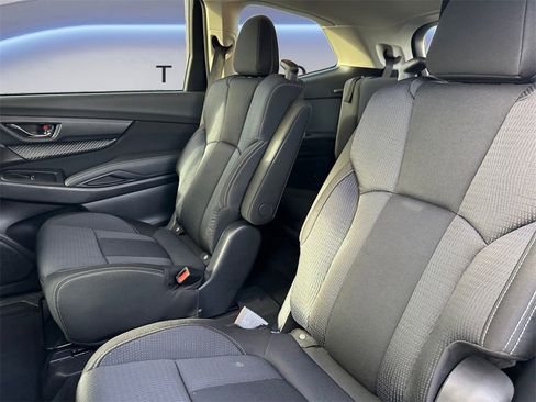 Used 2024 Subaru Ascent Premium w/ Convenience Package image 15