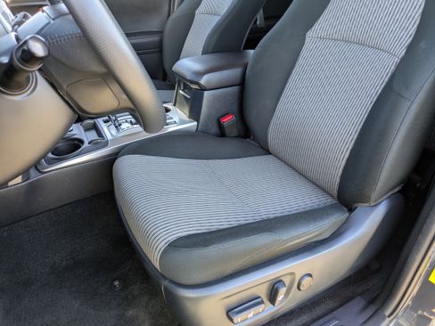 Used 2024 Toyota 4Runner SR5 image 16