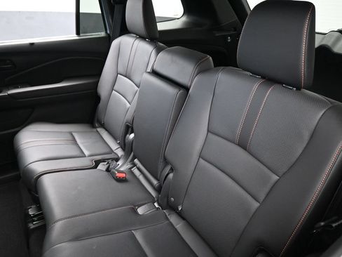 Used 2024 Honda Passport TrailSport image 42