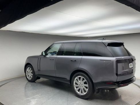 Certified 2023 Land Rover Range Rover SE image 6