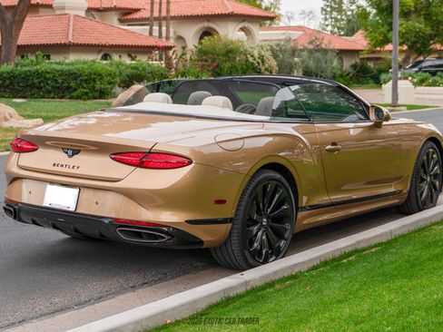 Used 2026 Bentley Continental GTC image 8