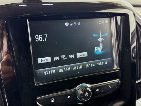 Used 2018 Chevrolet Traverse LS image 16