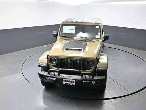 New 2026 Jeep Gladiator Willys AWD/4WD image 30