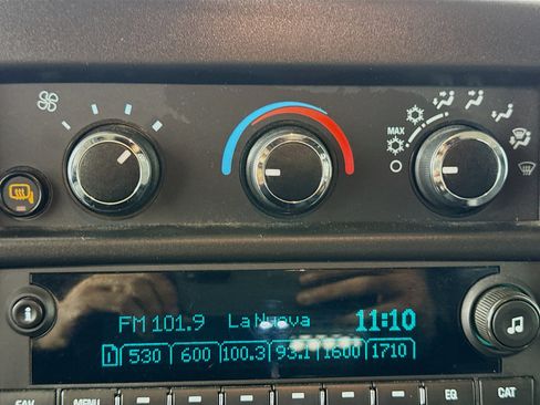 Used 2024 Chevrolet Express 2500 w/ Driver Convenience Package image 15