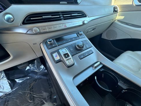 Used 2021 Hyundai Palisade SEL w/ Premium Package image 32