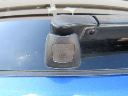 Used 2018 Porsche Macan image 26