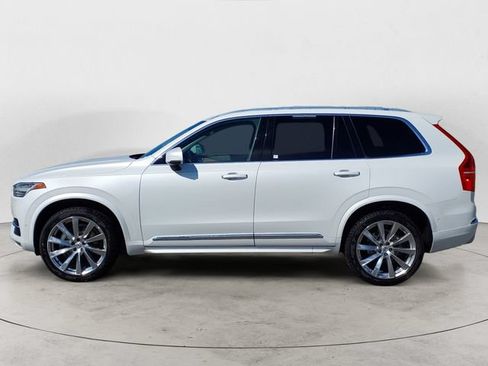 Used 2016 Volvo XC90 T6 Inscription w/ Vision Package AWD/4WD image 2