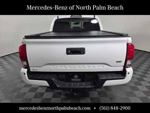 Used 2019 Toyota Tacoma TRD Off-Road AWD/4WD image 5