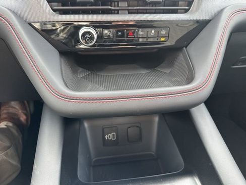 New 2026 Ford Explorer ST-Line w/ ST-Line Street Pack image 5