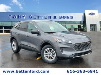 Certified 2022 Ford Escape SE w/ Convenience Package 360° Tour