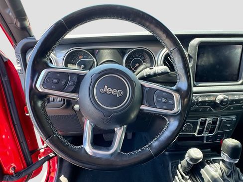 Used 2022 Jeep Wrangler Unlimited Sahara w/ Cold Weather Group AWD/4WD image 12