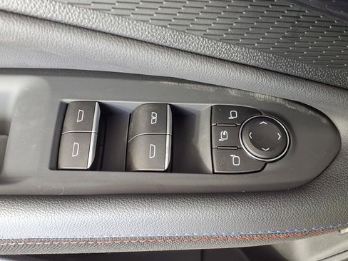 New 2025 Chevrolet Blazer EV RS image 12