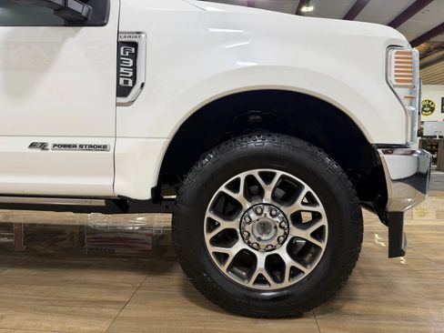Used 2021 Ford F350 Lariat w/ Lariat Ultimate Package AWD/4WD image 4