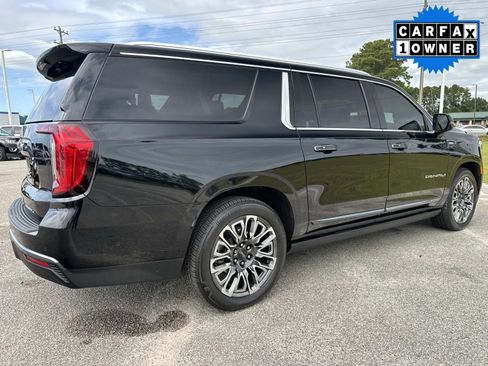 Used 2023 GMC Yukon XL Denali Ultimate image 4