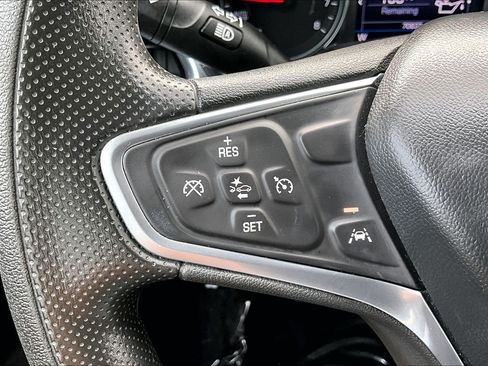 Used 2023 Chevrolet Equinox LT FWD image 17