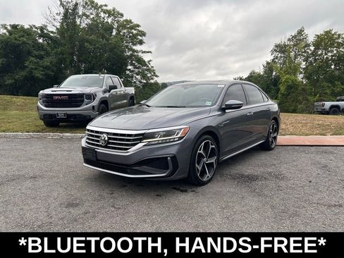 Used 2020 Volkswagen Passat 2.0T R-Line image 3