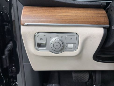 Certified 2026 Mercedes-Benz GLE 350 4MATIC image 10