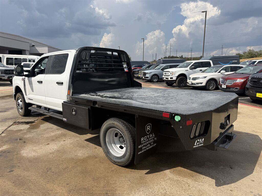 New 2026 Ford F350 XL w/ XL Chrome Package AWD/4WD image 4