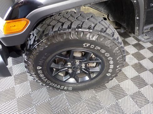 Used 2024 Jeep Gladiator Sport AWD/4WD image 38