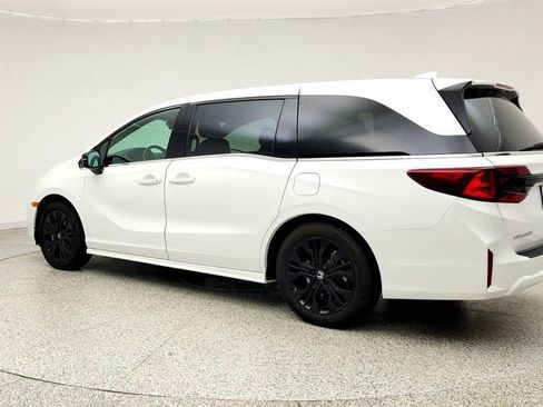 Used 2025 Honda Odyssey Sport-L image 7