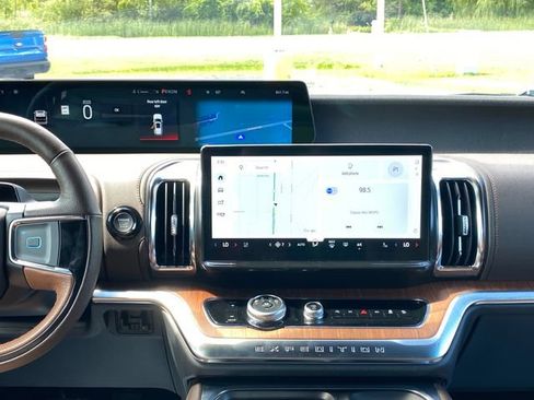 New 2025 Ford Expedition Max King Ranch AWD/4WD image 28