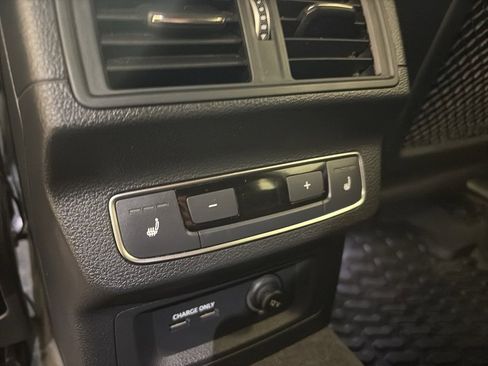 Used 2021 Audi SQ5 Prestige image 16