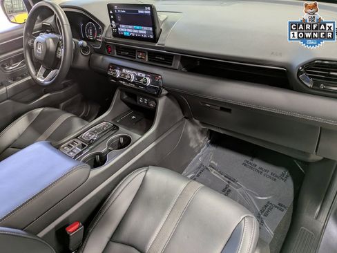 Used 2025 Honda Pilot EX-L image 30