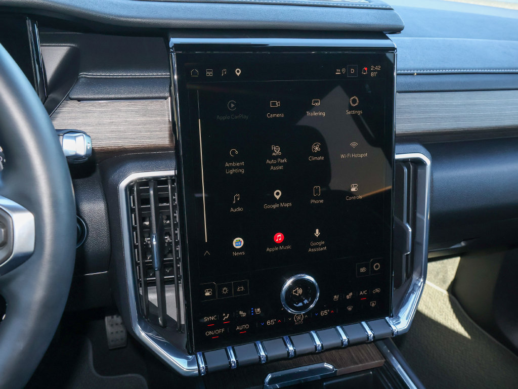 New 2026 GMC Acadia Denali w/ Super Cruise Package AWD/4WD image 16
