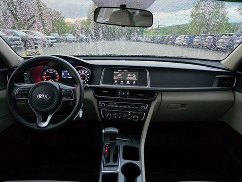 Used 2018 Kia Optima LX w/ 17" Alloy Wheels Package FWD image 21