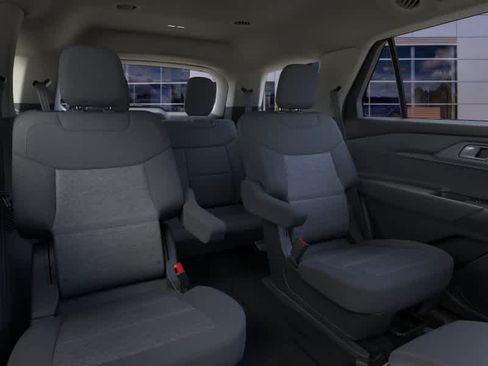 New 2026 Ford Explorer Active RWD image 11