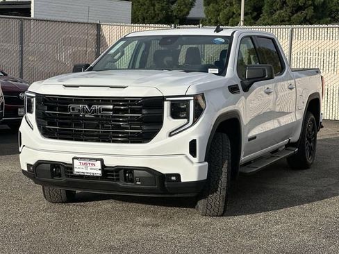 New 2026 GMC Sierra 1500 Elevation image 6