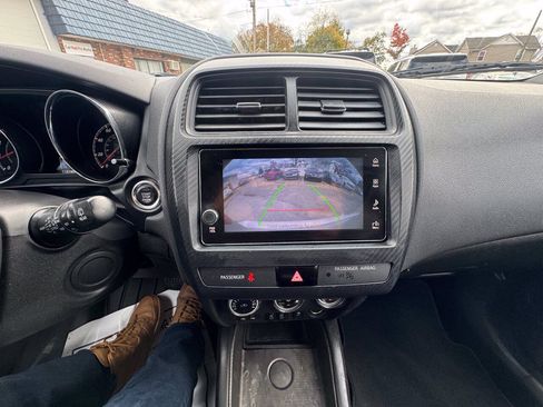 Used 2019 Mitsubishi Outlander Sport SE FWD image 26