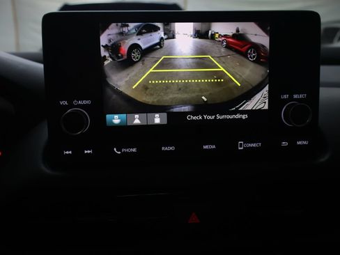 Used 2024 Honda HR-V LX image 24