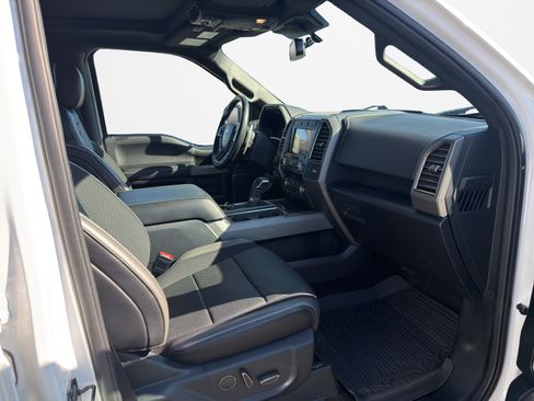 Used 2020 Ford F150 Raptor w/ Equipment Group 802A Luxury AWD/4WD image 22