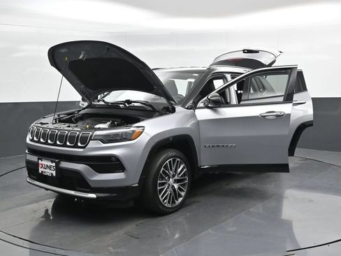 Used 2022 Jeep Compass Limited w/ Elite Group AWD/4WD image 56