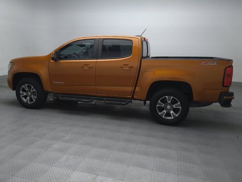 Used 2017 Chevrolet Colorado Z71 AWD/4WD image 3