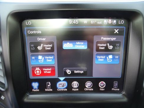 Used 2017 Jeep Cherokee High Altitude w/ Luxury Group AWD/4WD image 28