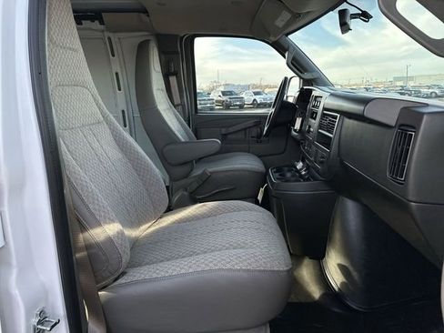 New 2025 Chevrolet Express 3500 Extended w/ Driver Convenience Package image 26