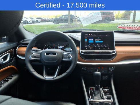 Certified 2024 Jeep Compass Limited AWD/4WD image 10