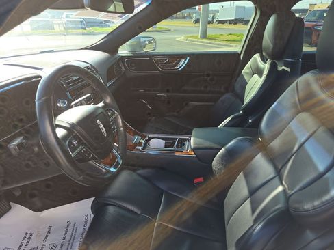 Used 2017 Lincoln Continental Reserve w/ Rear-seat Package image 7