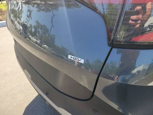 Used 2026 Kia Sportage LX image 8