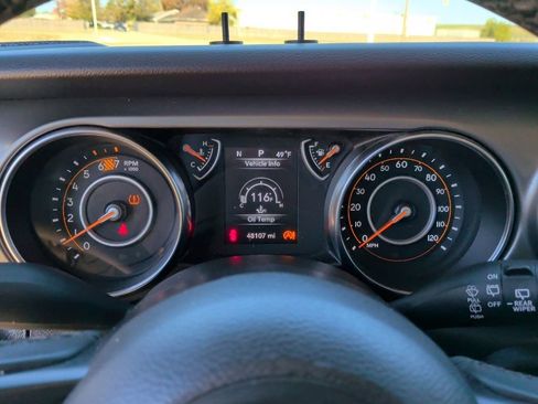 Used 2022 Jeep Wrangler Unlimited Willys image 18