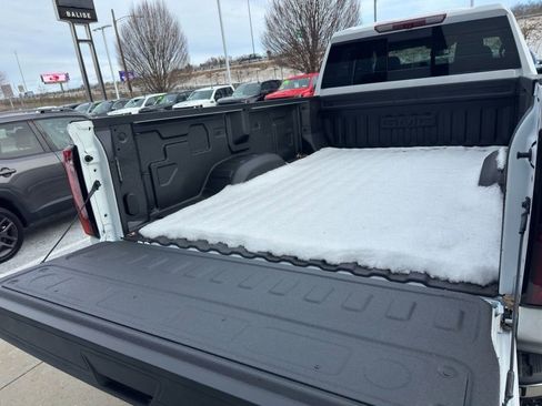 New 2026 GMC Sierra 2500 SLT w/ SLT Convenience Package image 39